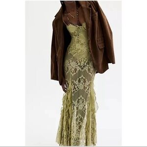 FREE PEOPLE x FOR LOVE & LEMONS COLLAB SHIRLEY MAXI DRESS NWT ***sold out*** MED